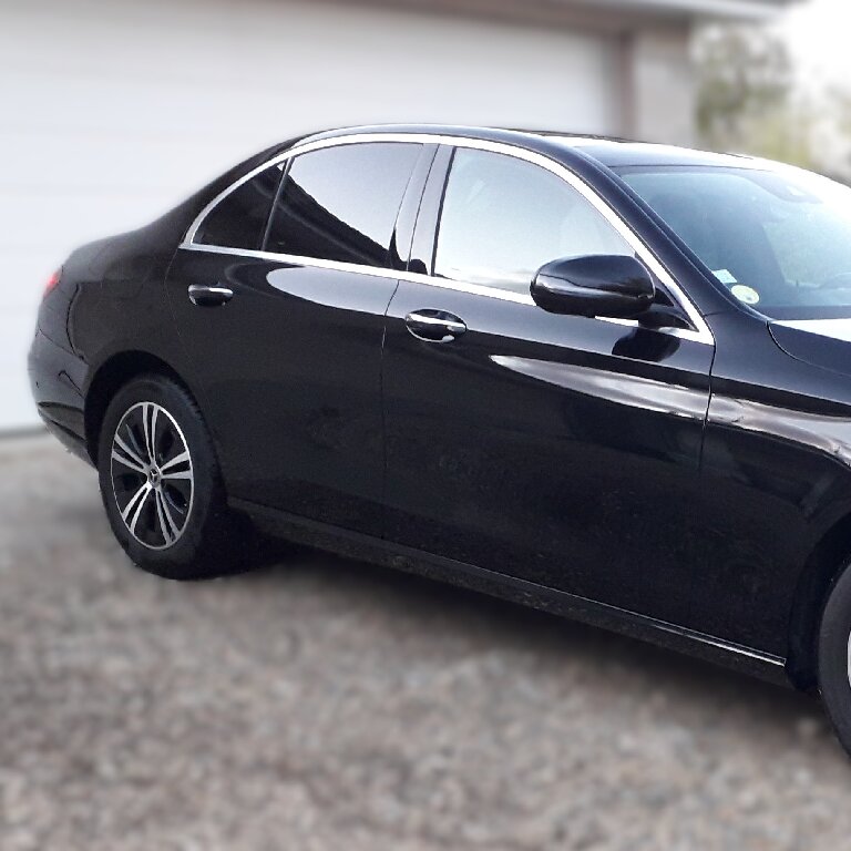 Mietwagen mit Fahrer: Mercedes