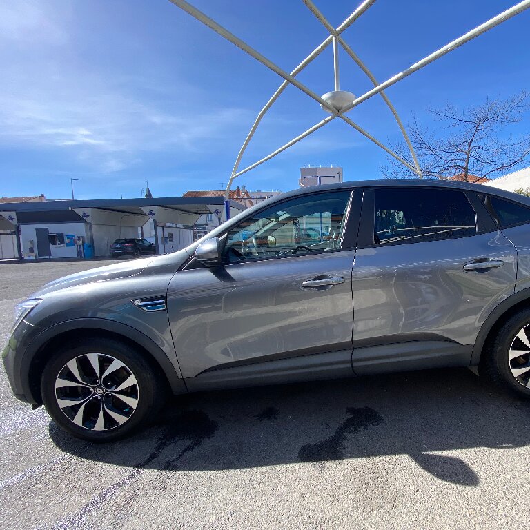 Mietwagen mit Fahrer: Renault