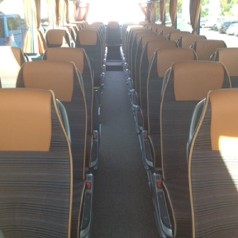 Autocariste: Mercedes