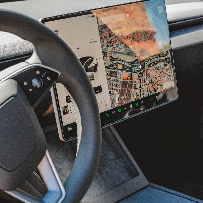 Taxi: Tesla