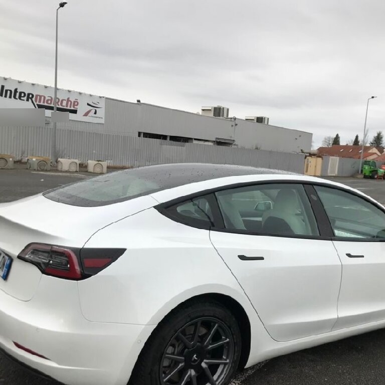 VTC: Tesla