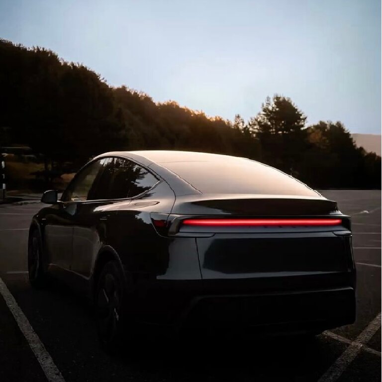 VTC: Tesla