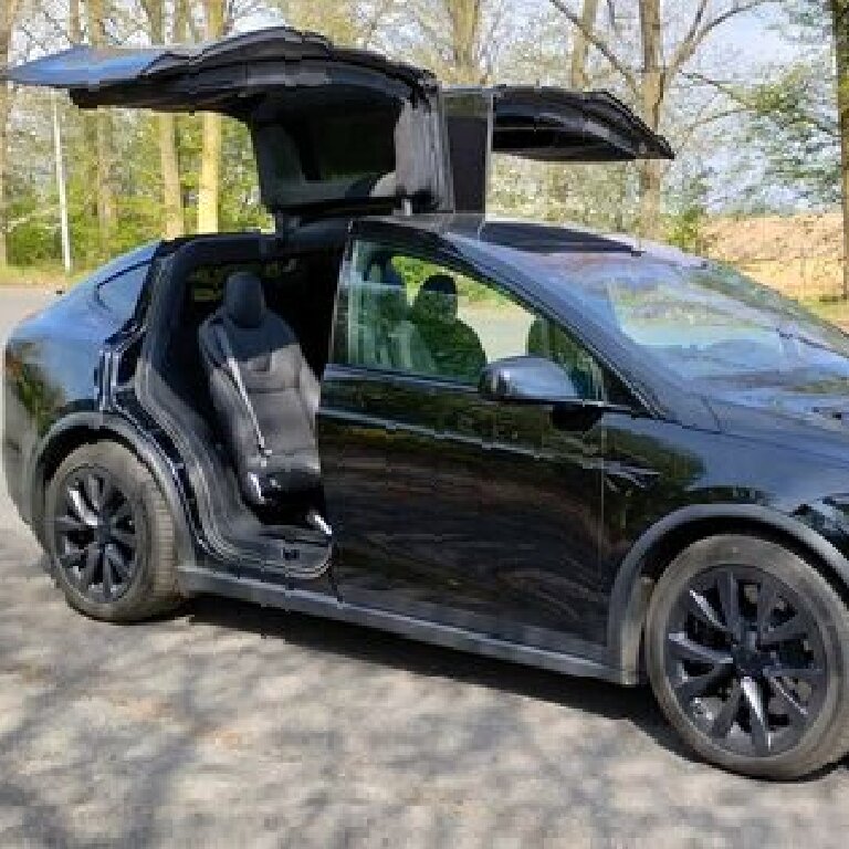 VTC: Tesla