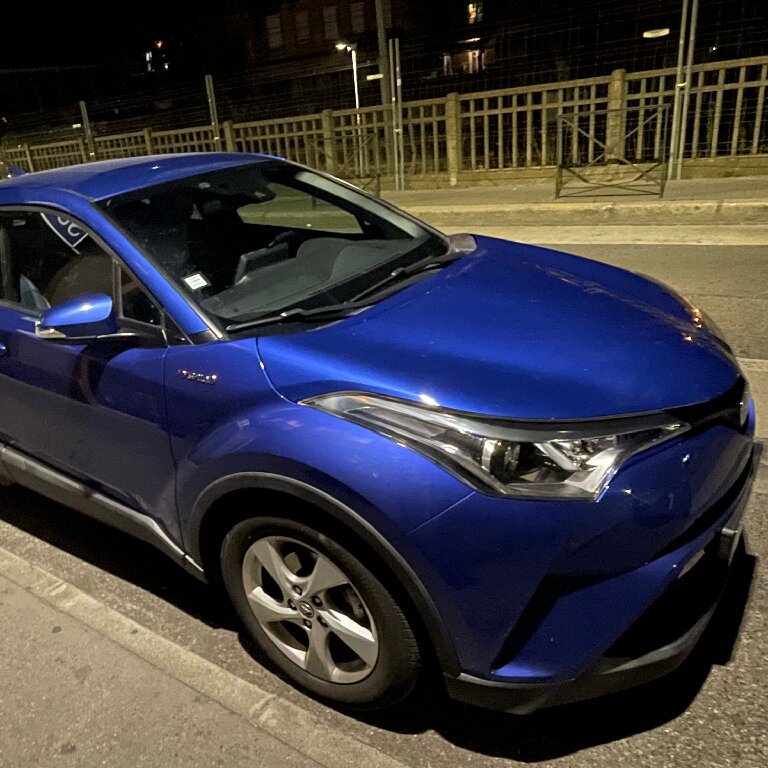 Mietwagen mit Fahrer: Toyota