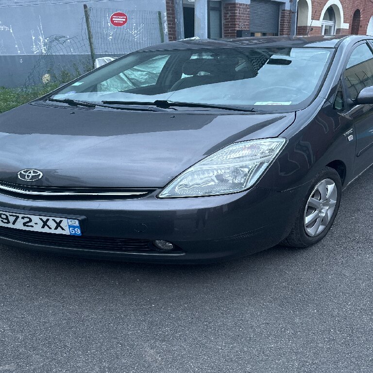 Mietwagen mit Fahrer: Toyota