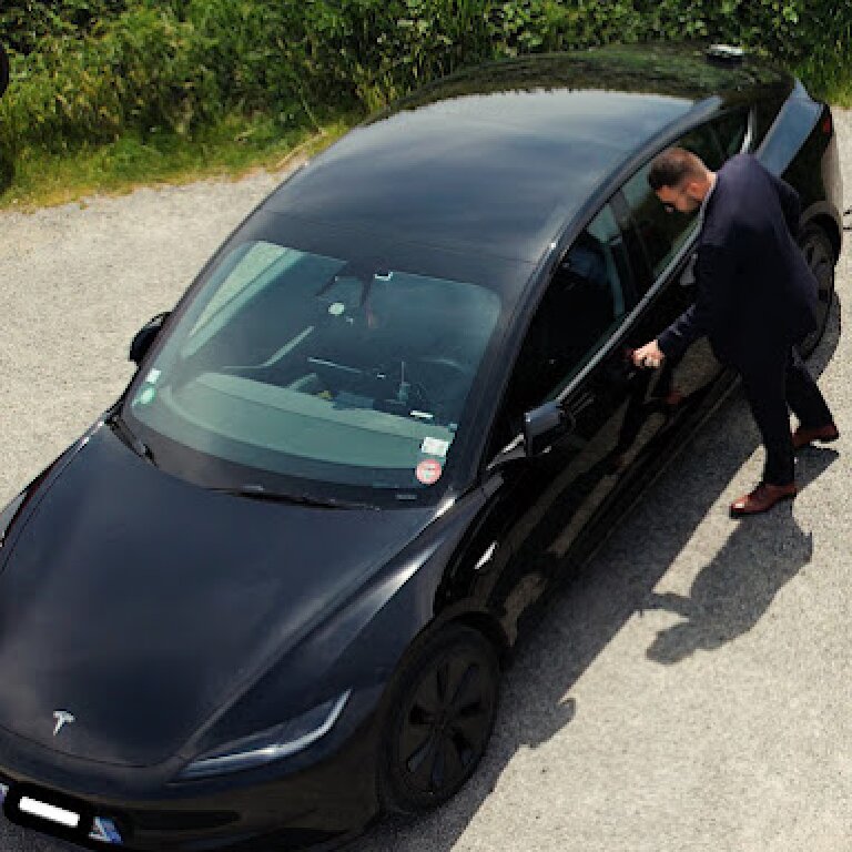 VTC: Tesla