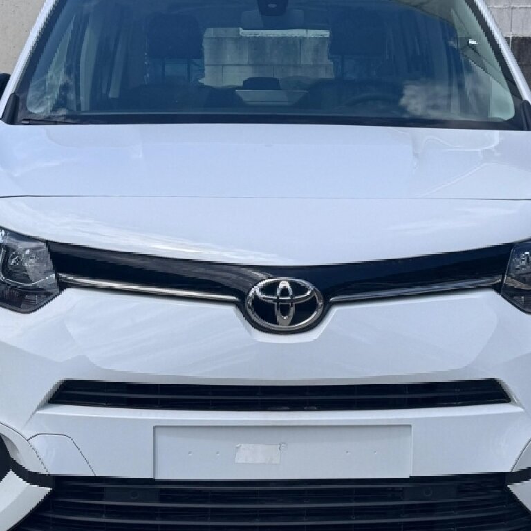 Taxi: Toyota