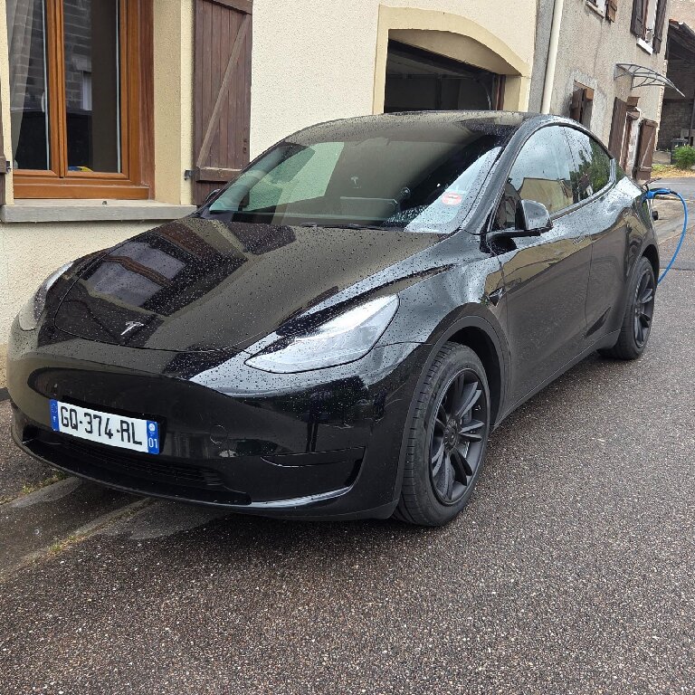 VTC: Tesla