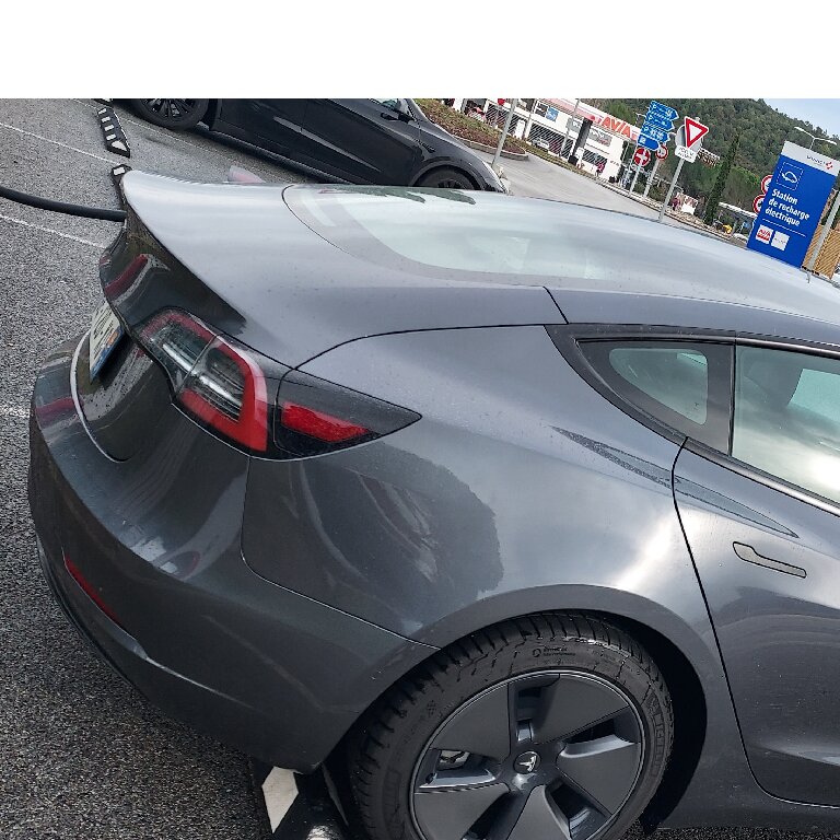 VTC: Tesla