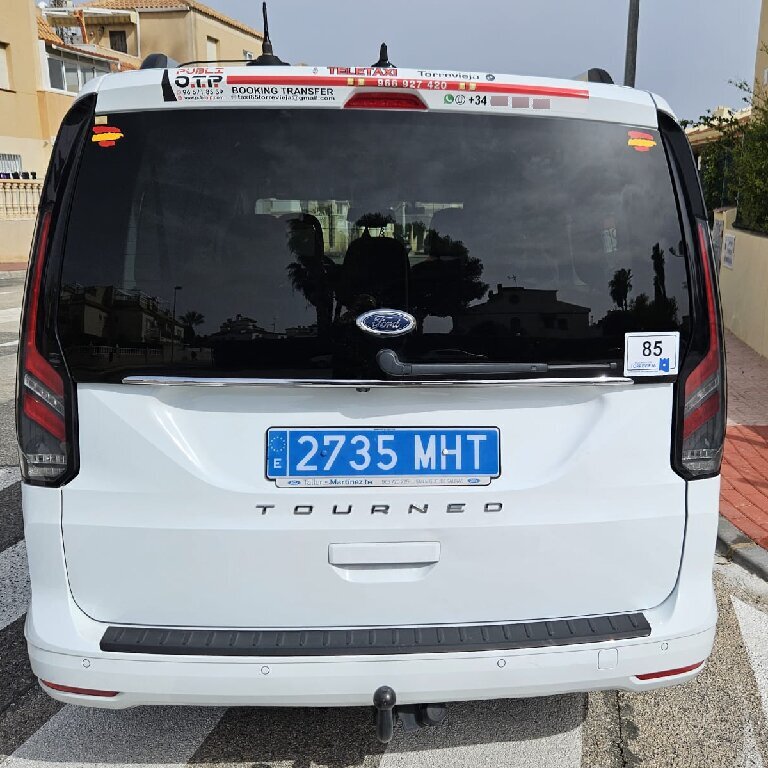 Taxi: Ford