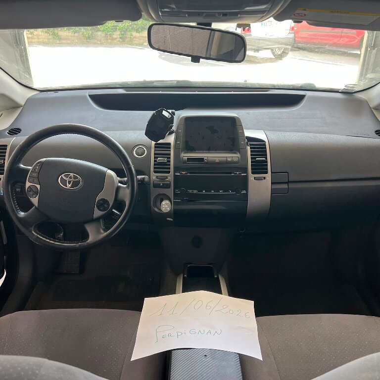 Mietwagen mit Fahrer: Toyota