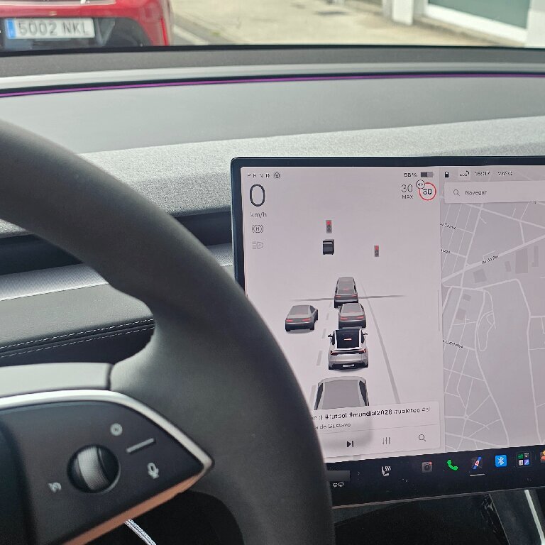 Taxi: Tesla