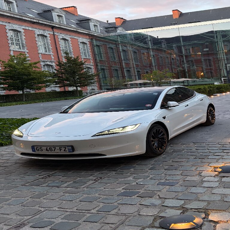 VTC: Tesla