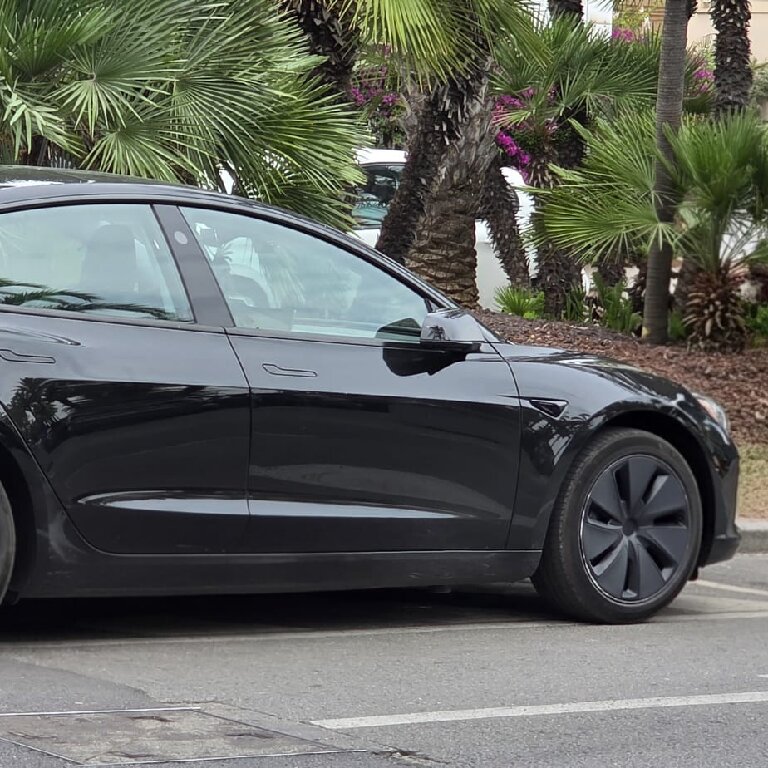 VTC: Tesla