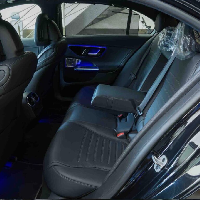 Mietwagen mit Fahrer: Mercedes