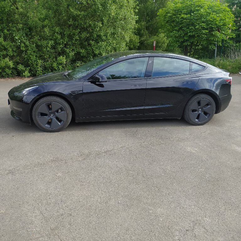 VTC: Tesla