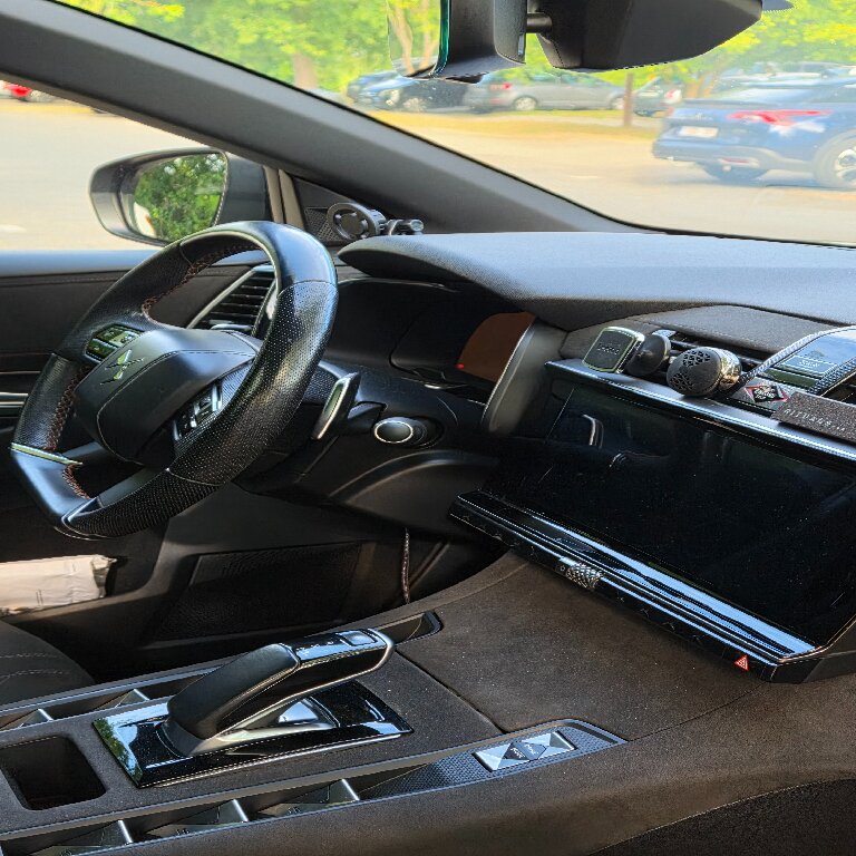 VTC: DS