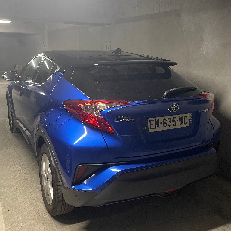 Mietwagen mit Fahrer: Toyota