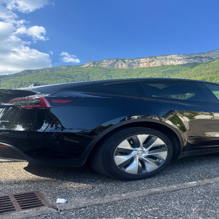 VTC: Tesla