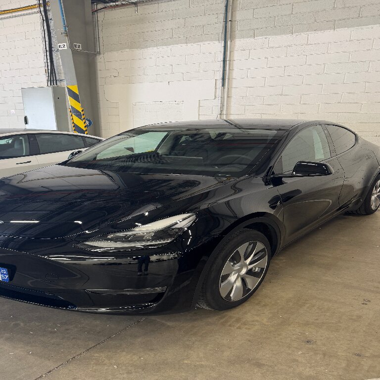 VTC: Tesla