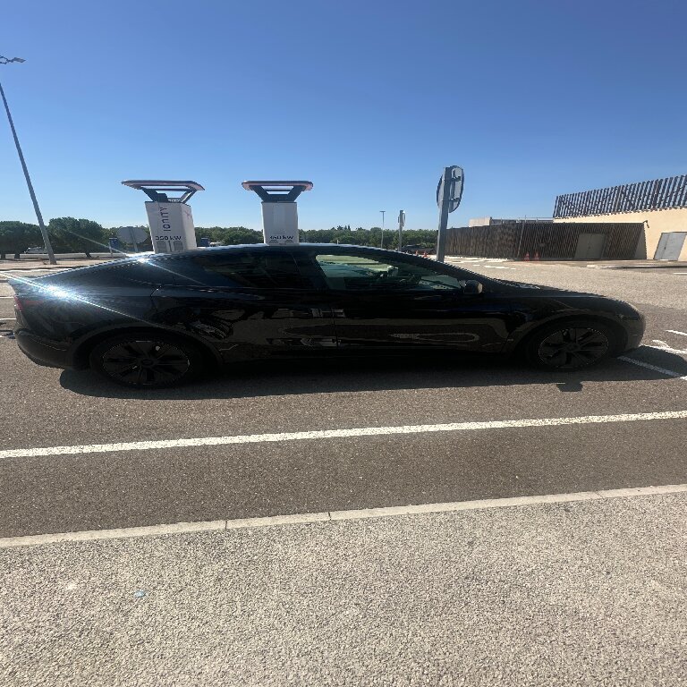 VTC: Tesla