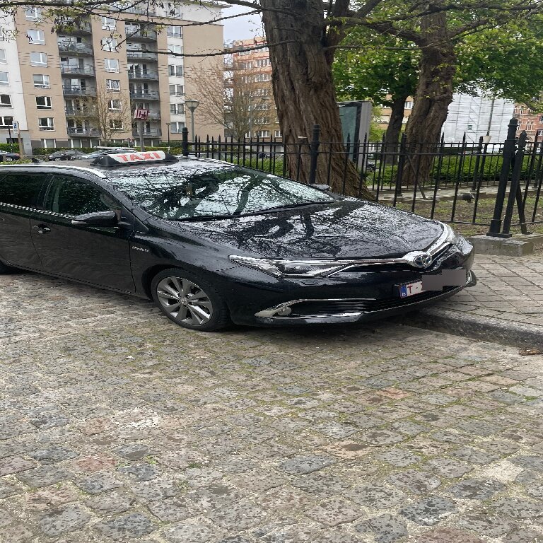 Taxi: Toyota