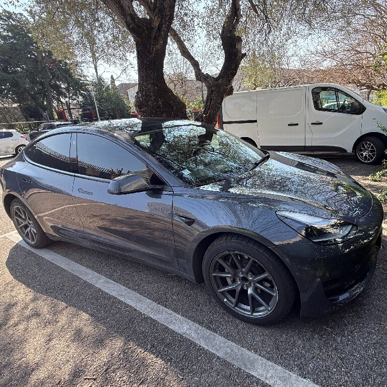 VTC: Tesla