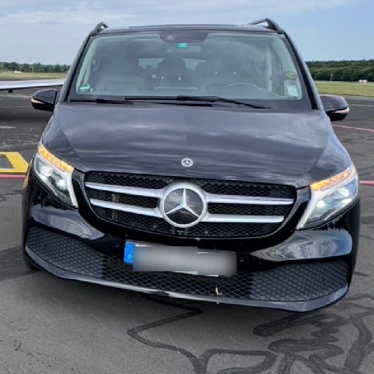 Mietwagen mit Fahrer: Mercedes