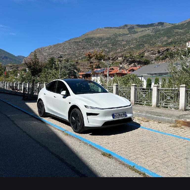 VTC: Tesla