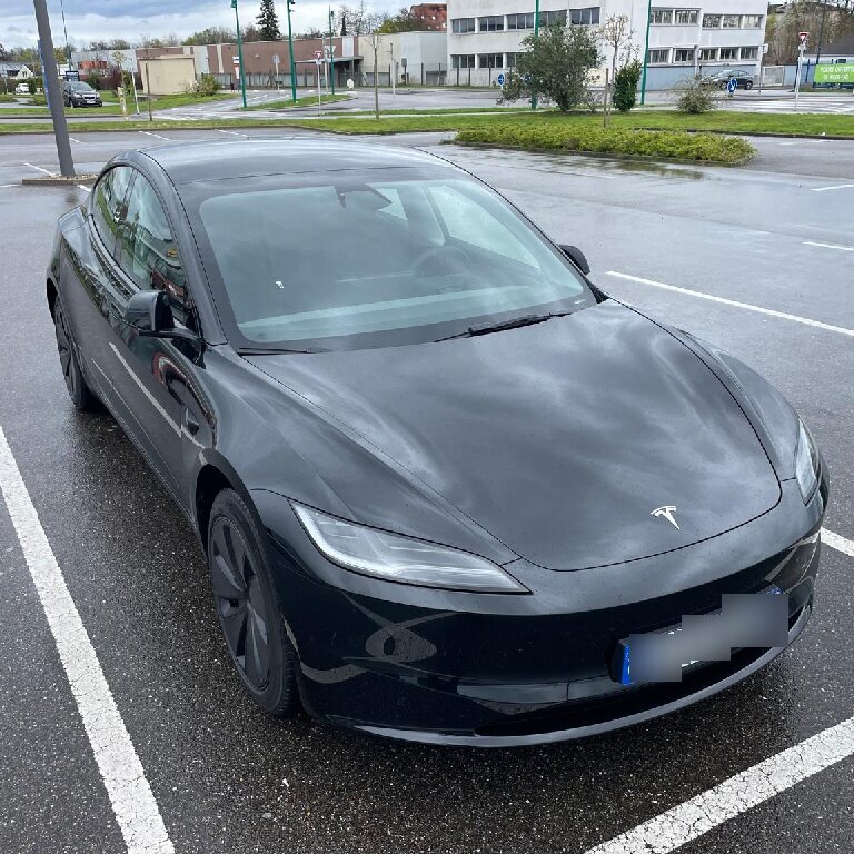 VTC: Tesla