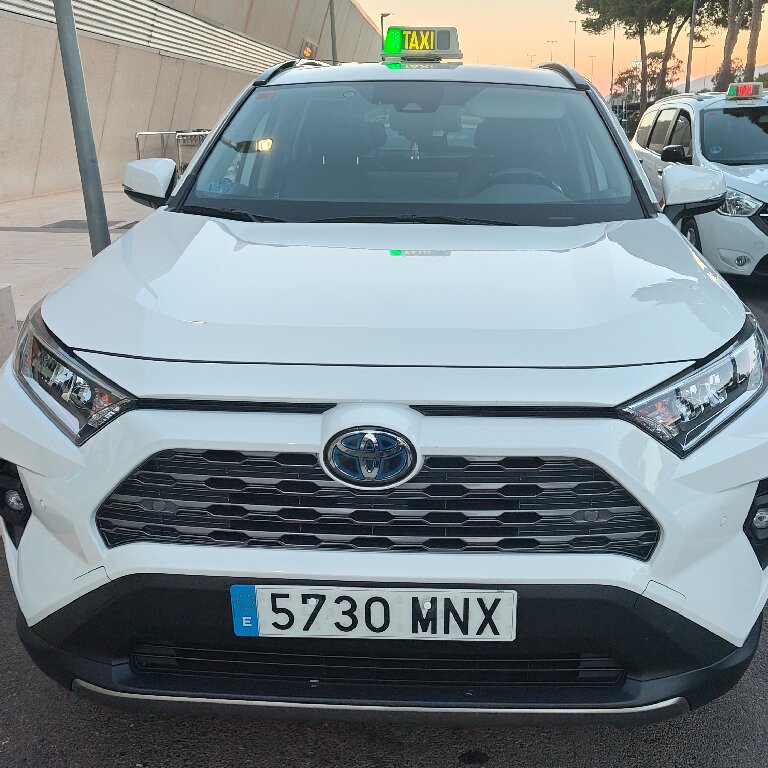 Taxi: Toyota