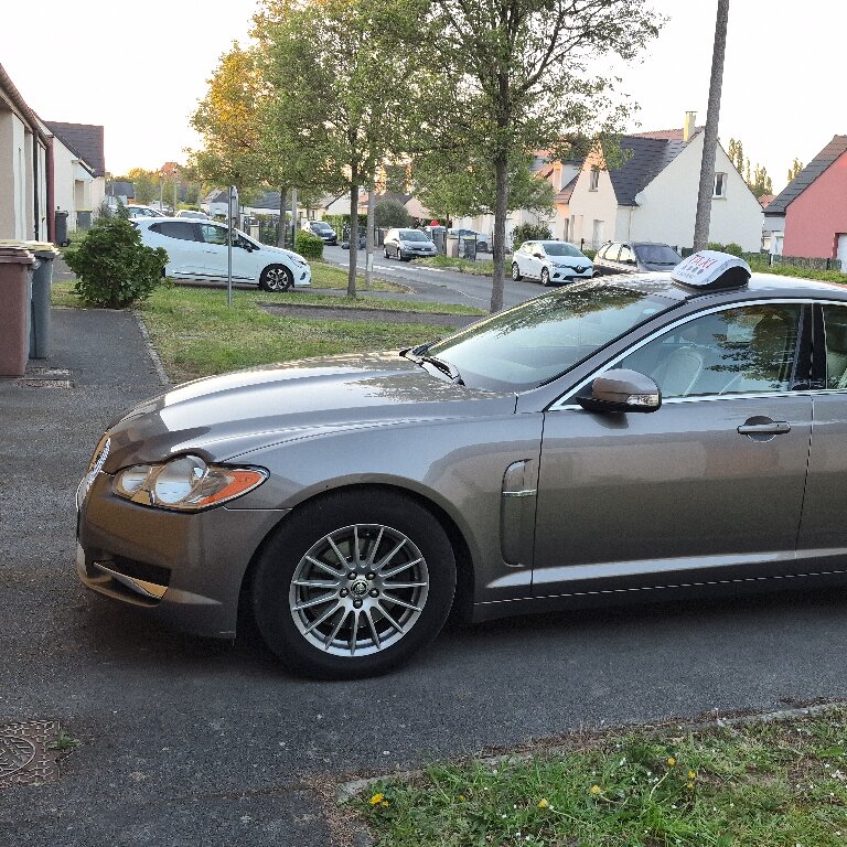Taxi: Jaguar