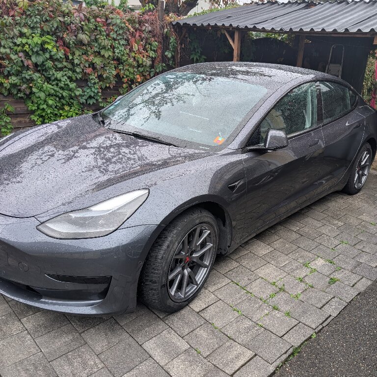 VTC: Tesla