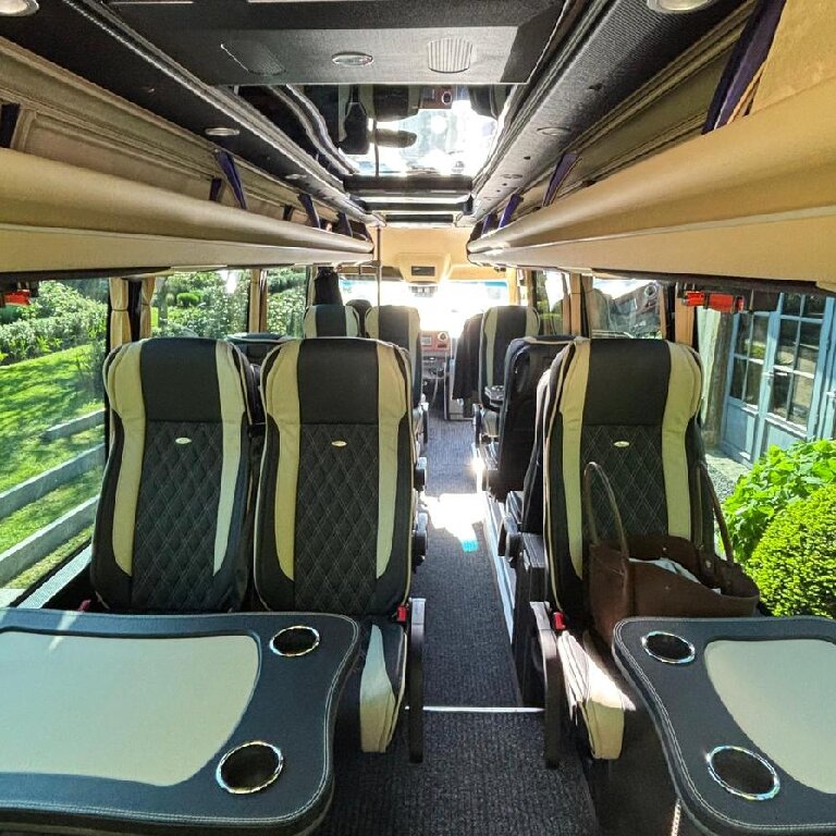 Reisebus Anbieter: Mercedes