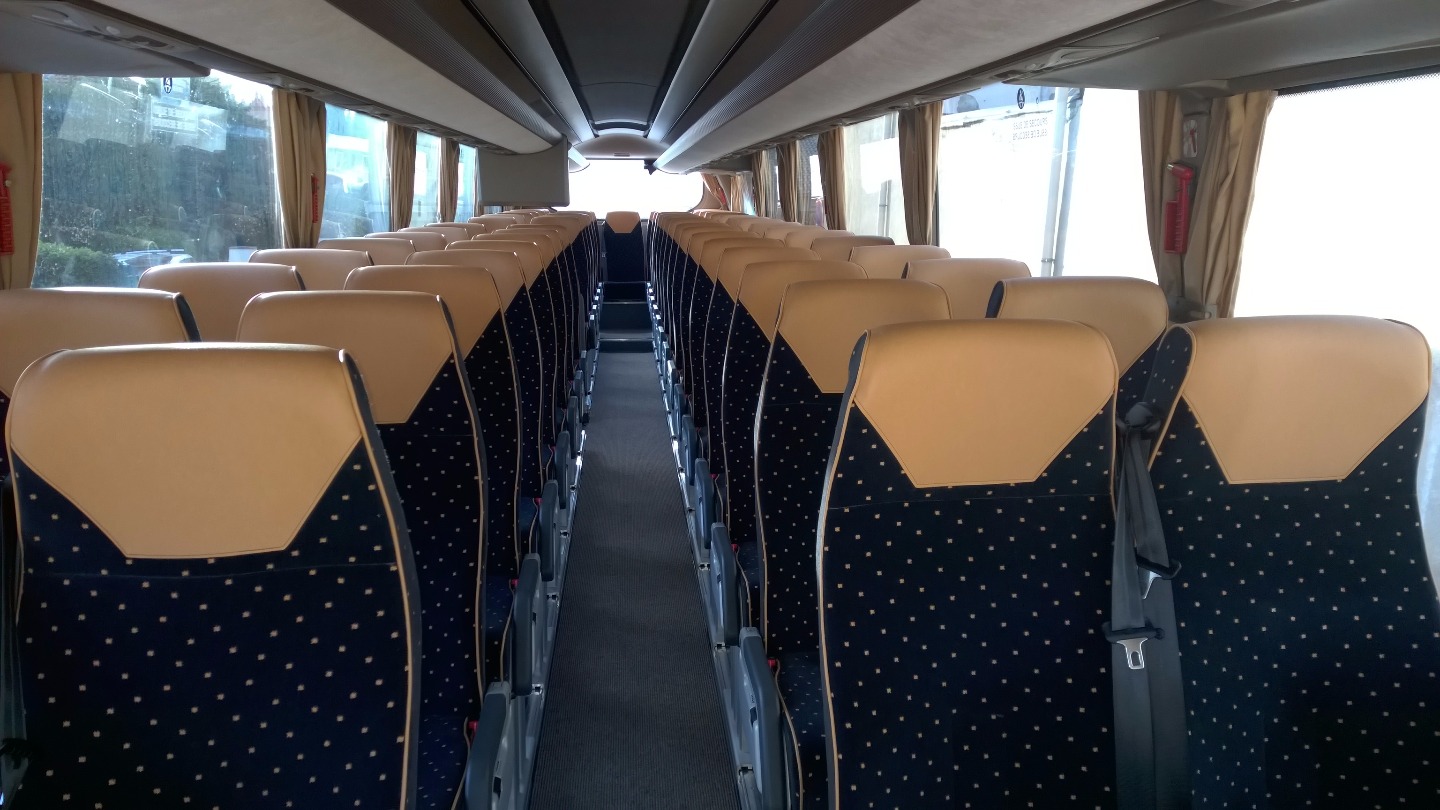 Reisbus aanbieder Nyons: Iveco