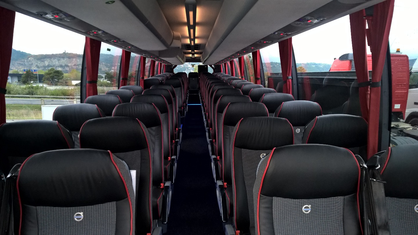 Reisbus aanbieder Nyons: Volvo