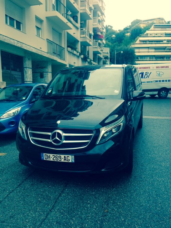 Mietwagen mit Fahrer Nice: Mercedes