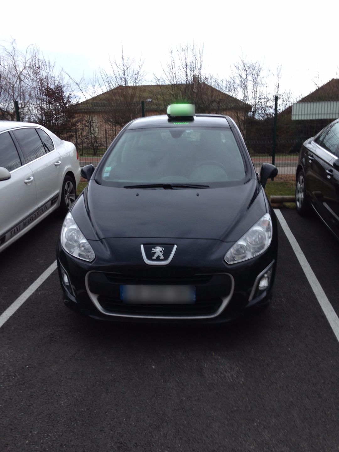 Taxi Charlieu: Peugeot