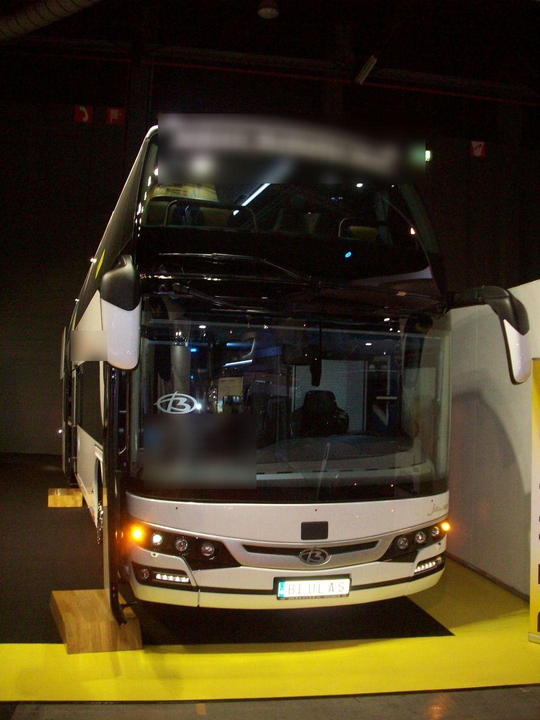 Reisebus Anbieter Saint-Jacques-de-la-Lande: Scania
