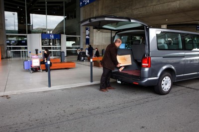 Cab in Pontoise