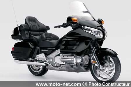 Motorcycle taxi Villepinte: Honda
