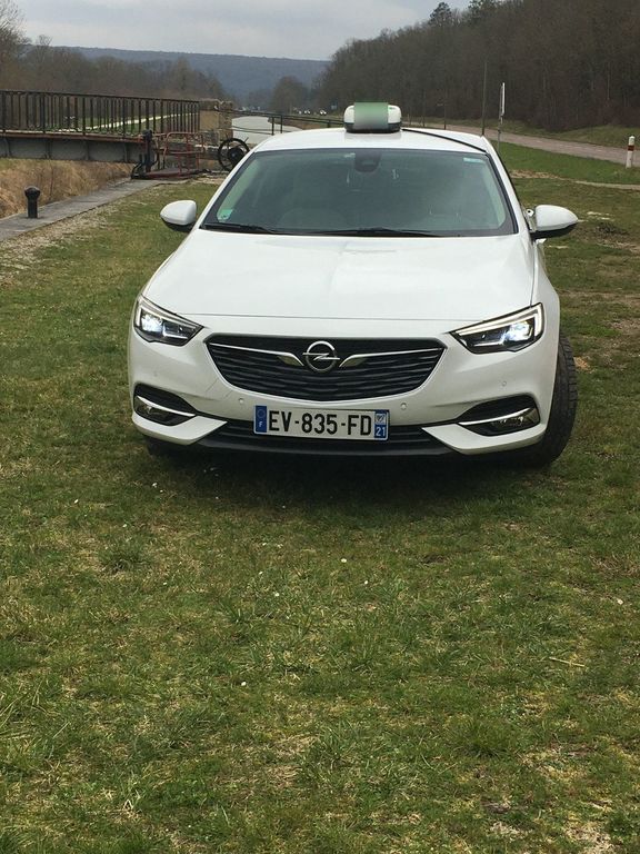 Taxi Villecomte: Opel