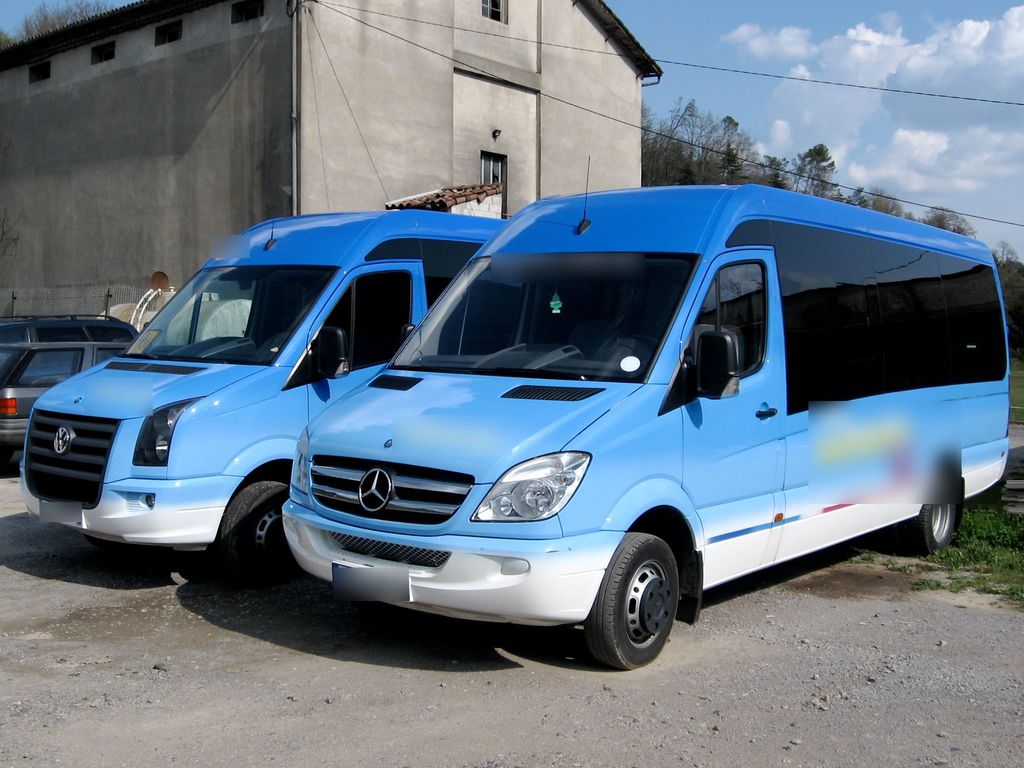 Coach provider Largentière: Mercedes