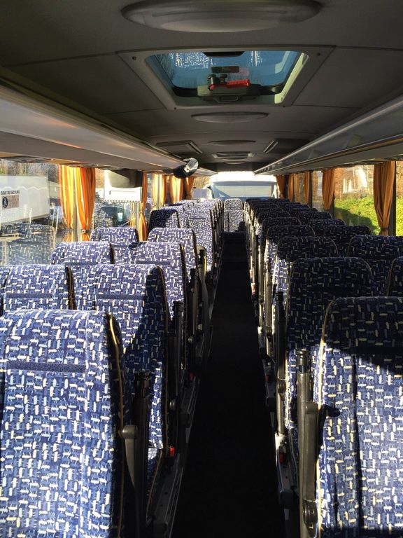 Reisebus Anbieter Neufmoutiers-en-Brie: Mercedes