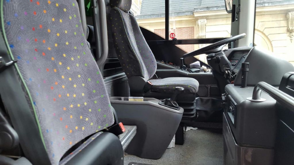 Reisebus Anbieter Neufmoutiers-en-Brie: Irisbus