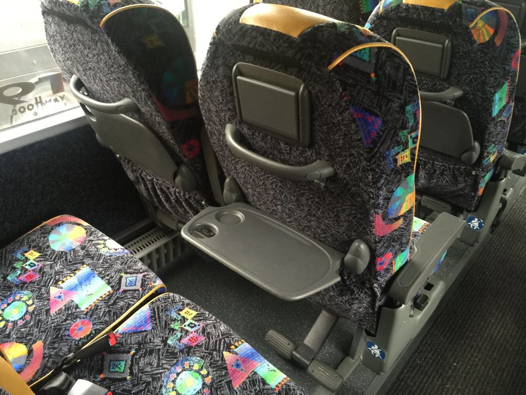 Reisebus Anbieter Neufmoutiers-en-Brie: Van Hool