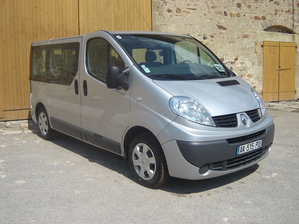 Operador de autocares Vandenesse: Renault
