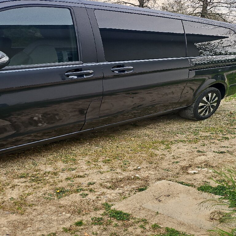 Personenvervoer Saint-Jean-du-Cardonnay: Mercedes