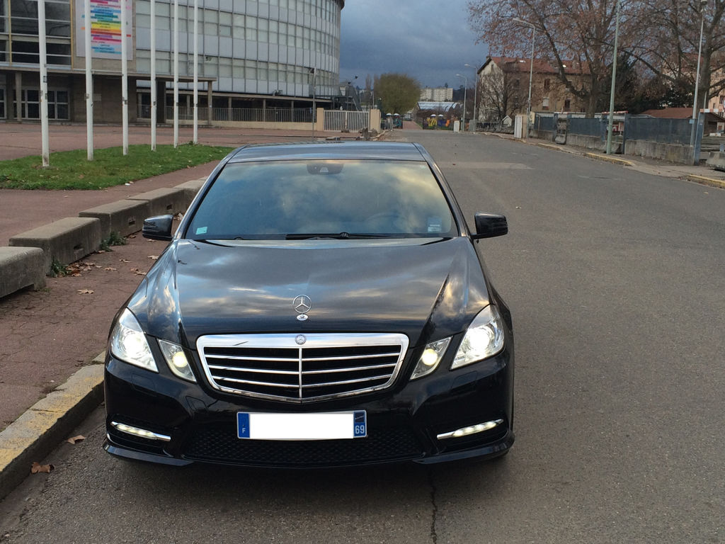 Mietwagen mit Fahrer Valsonne: Mercedes