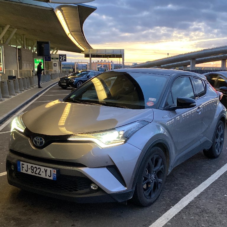 Personenvervoer Clichy-sous-Bois: Toyota